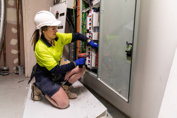 Best Emergency Electrician Near Me  in New Berlin, WI