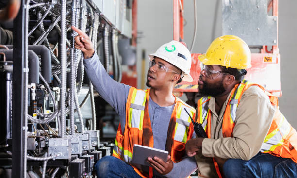Best Industrial Electrical Services  in New Berlin, WI