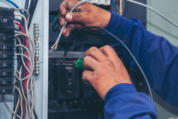 Best Affordable Emergency Electrician  in New Berlin, WI